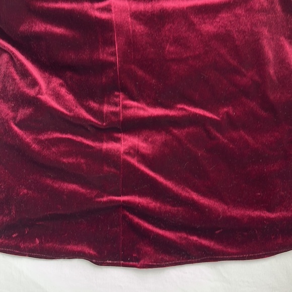 V Neck Burgundy Velvet RenzRags Bridesmaid Dress Size 10 - Picture 11 of 12